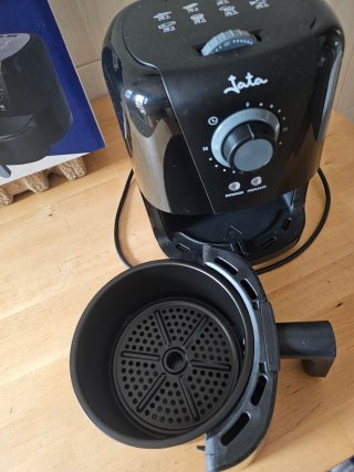 Freidora sin aceite Jata