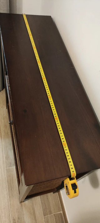 Zapatero de madera y ratán