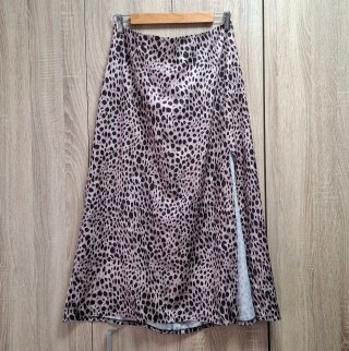 Falda midi animal print abertura Shein talla L