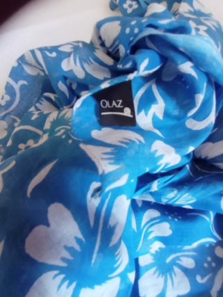 Pareo/Pashmina fantasia blu e bianco