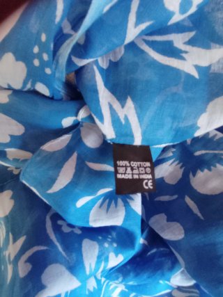 Pareo/Pashmina fantasia blu e bianco