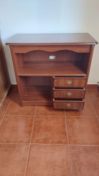 Mueble TV madera con cajones