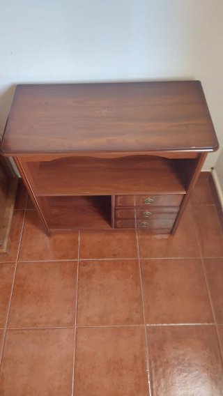 Mueble TV madera con cajones