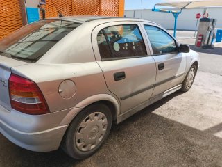 Opel Astra 2002