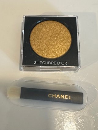 Chanel 34 Poudre D'Or Sombra Iluminadora