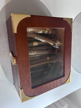 Cava per sigari in legno con umidificatore