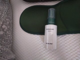 Neceser Salvatore Ferragamo Marrón y Verde