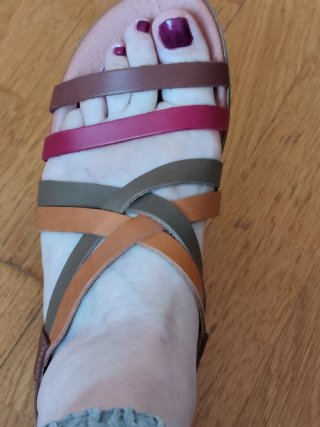 Sandalias ETIEM de cuero  Talla 40 Nuevas