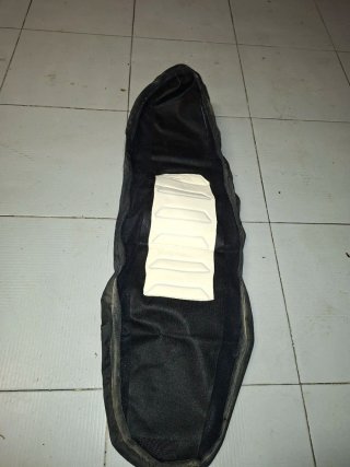 Funda Guts Asiento Husqvarna fc 350 de  2019