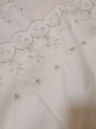 Colcha bordada beige 135 cm