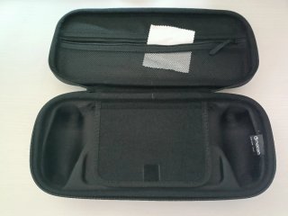 PlayStation Portal con funda y protector pantalla