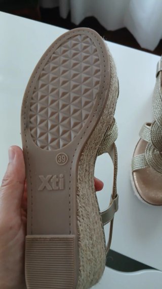 Sandalias Xti Cuña Doradas Talla 39