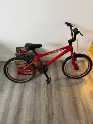 Bicicleta BMX Roja
