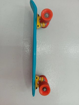 OXELO Patinete azul con ruedas naranjas