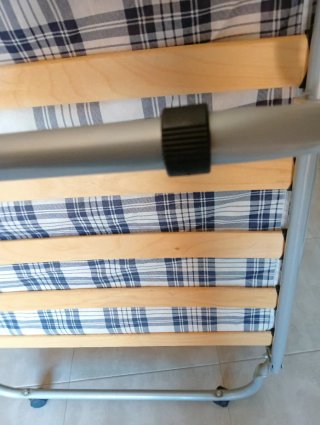 Cama Plegable Metálica con Madera