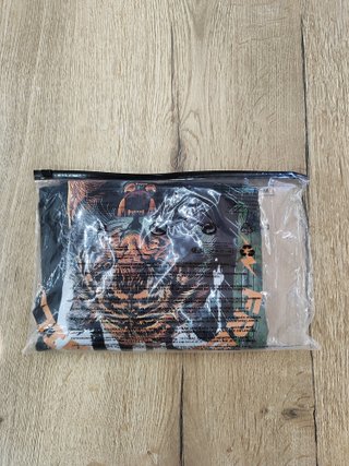 Camiseta Negra Tigre Streetwear - Talla L (Nueva)
