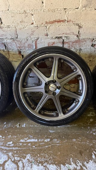 Llantas 18 5x100