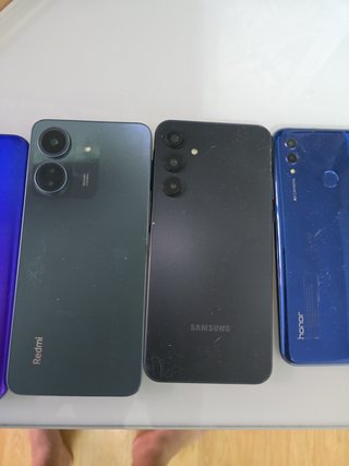 Móviles Xiaomi Redmi 13C para piezas o reparación