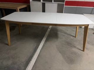 Mesa comedor extensible blanca 150cm/200cm BANAK