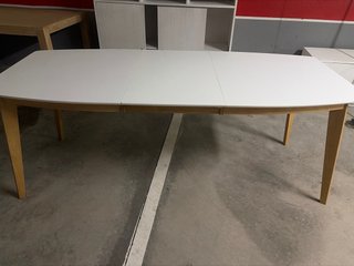 Mesa comedor extensible blanca 150cm/200cm BANAK