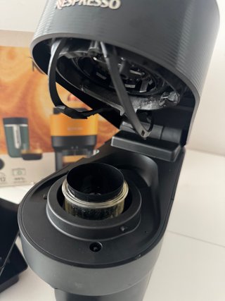 Cafetera Nespresso Vertuo Pop – como nueva