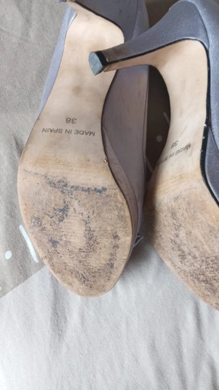 Zapatos de tacón Angel Alarcón beige/plata