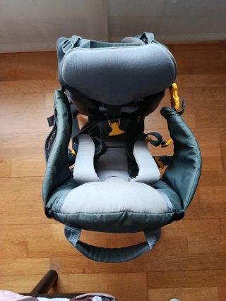 Mochila Portabebés Deuter Trekking