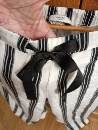 Pantalón de verano rayas blanco y negro