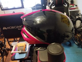 Casco de bici negro y rojo Spiuk