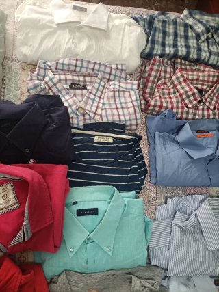 Lote de Camisas, Polos y Cazadoras.