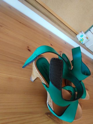 Sandalias Penélope Piel Verde y Marrón