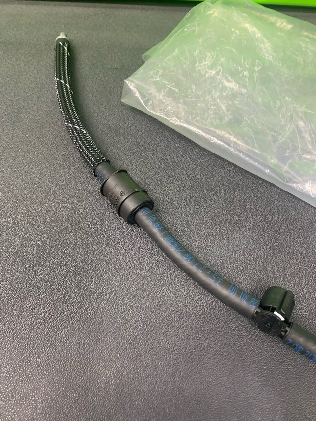 TUBO DE RETORNO DE COMBUSTIBLE MERCEDES BENZ