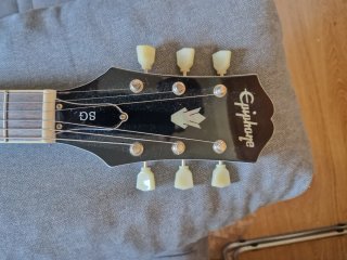 Epiphone SG Zurda Blanca