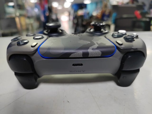 Mando PS5 Camuflaje