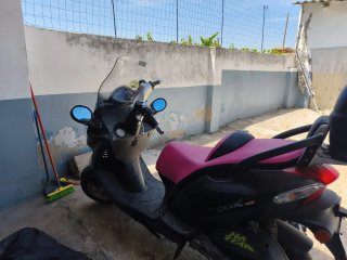 Kymco Maxi Scooter 125cc Automática
