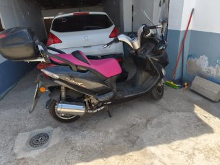 Kymco Maxi Scooter 125cc Automática