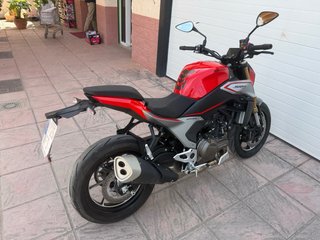 QJ Motor SRK 600 Naked