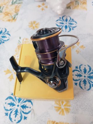 Carrete Daiwa Legalis 4000-CXH