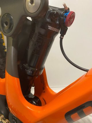 Bicicleta Mondraker F-Podium Carbono XC