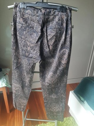 Pantalón estampado Naf Naf mujer