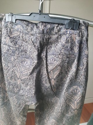 Pantalón estampado Naf Naf mujer
