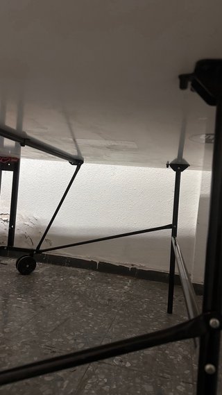 Mesa de ping pong con accesorios