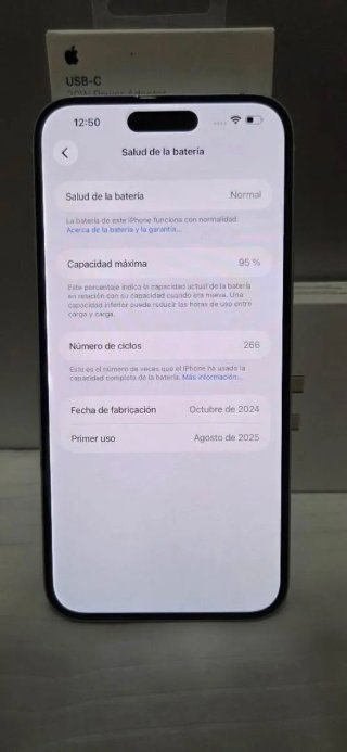 iPhone 15 plus + Cargador USB-C 20W