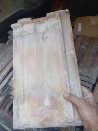 Tejas de barro antiguas alicantinas