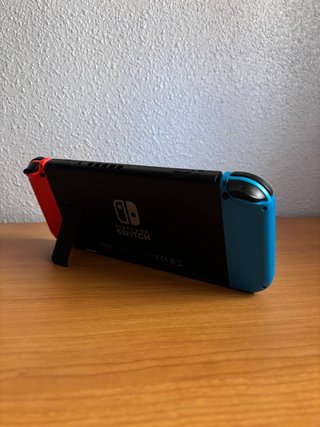 Nintendo Switch Neón con caja - Como nueva