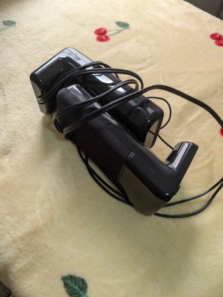 Altavoces portátiles negros