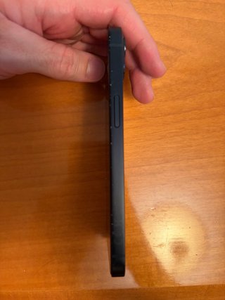 iPhone 13 Midnight