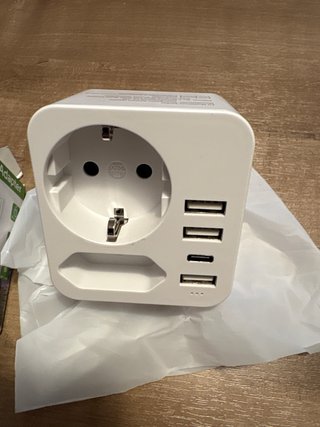 Adattatore di Viaggio Universale 4 USB