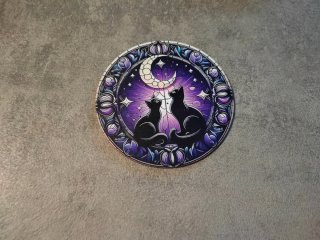 Sottobicchieri in legno con stampe di Gatti e Lune