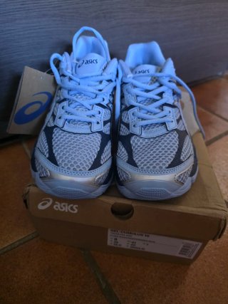 Asics Gel-Cumulus 16 Talla 41 (26cm) Nuevas Orig